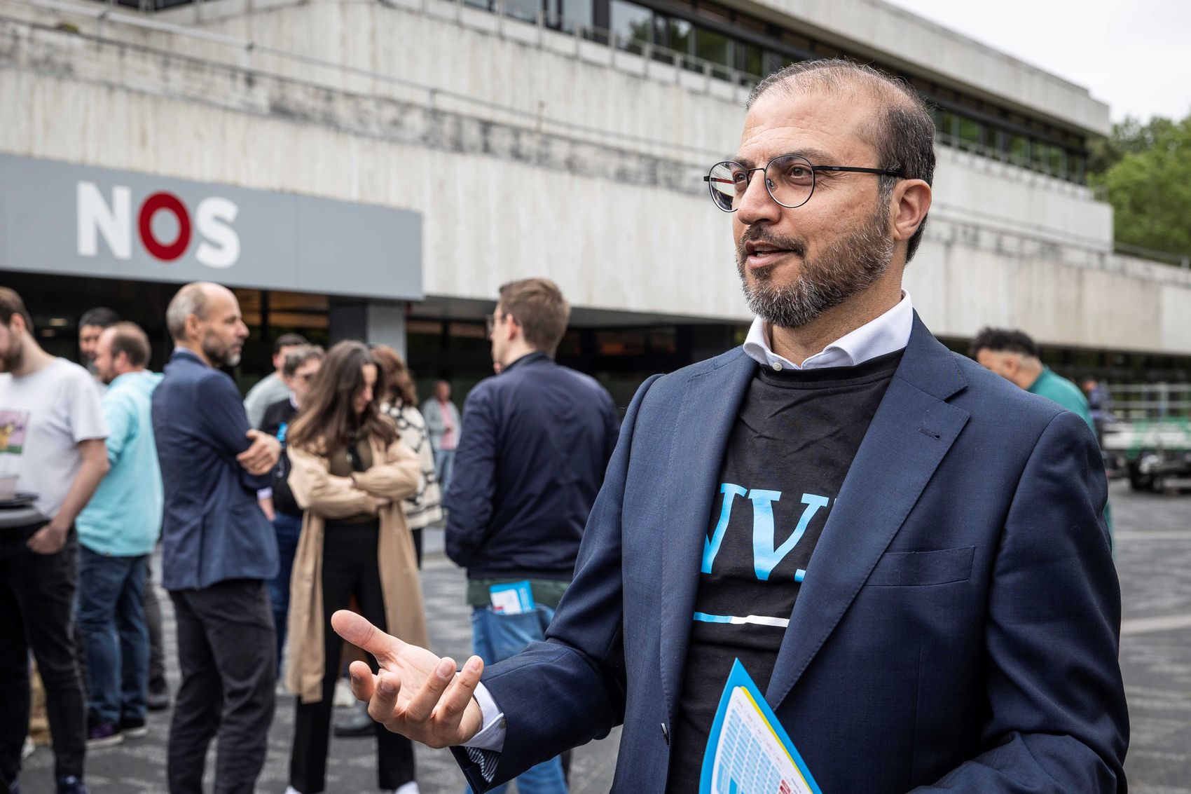 Onderhandelingsresultaat cao Omroep: sneller vast contract en maandsalaris erbij